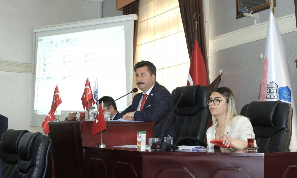 İŞTE BELEDİYENİN YENİ KOMİSYON ÜYELERİ